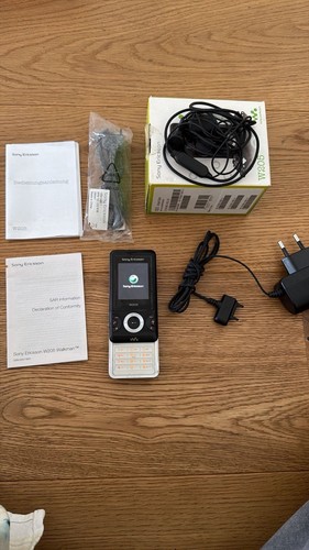 Sony ericsson w205 slider - sony,